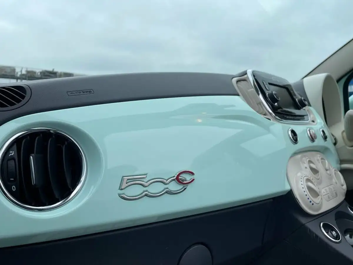 2017-fiat-500c-12-lounge-dualogic-big-18