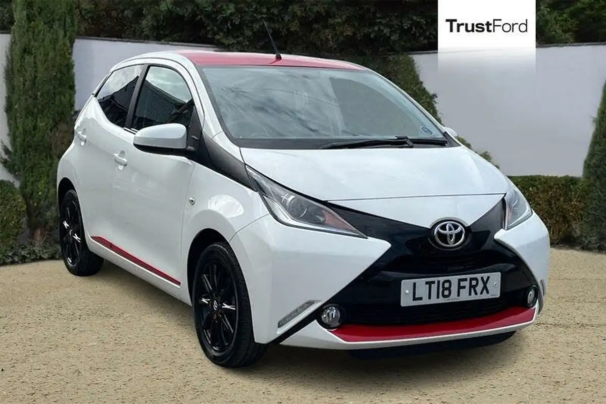 2018-toyota-aygo-10-vvt-i-x-press-71bhp-big-0
