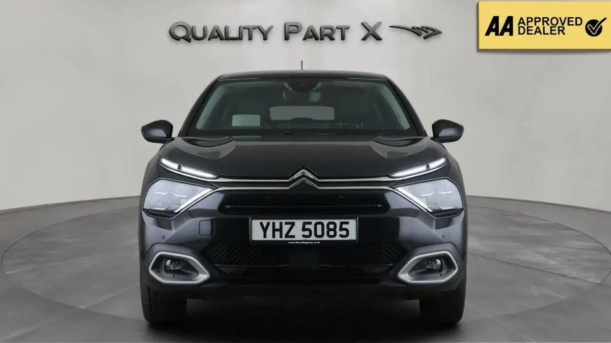 2021-citroen-c4-12-puretech-shine-130ps-big-1