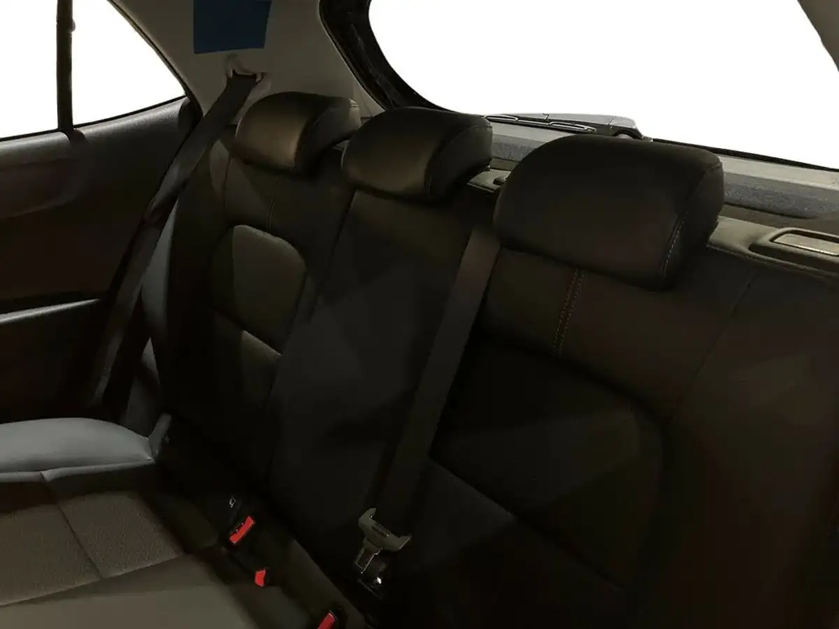 2025-kia-picanto-12-gt-line-s-auto-seq-big-18