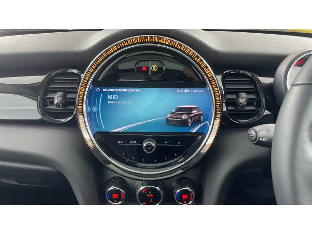 2022-mini-cooper-15-cooper-classic-premium-plus-hatchback-3d-auto-big-64