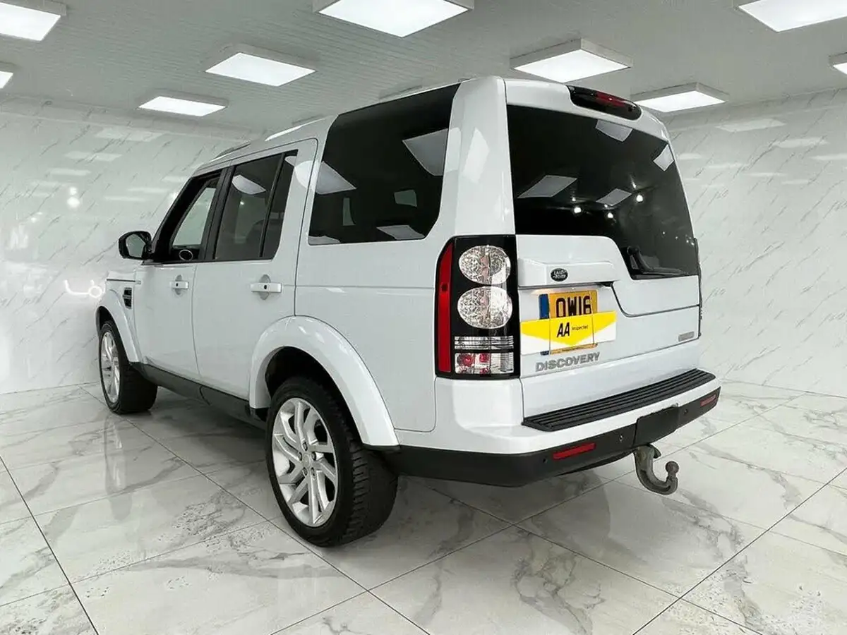 2016-land-rover-discovery-4-30-sd-v6-landmark-big-6