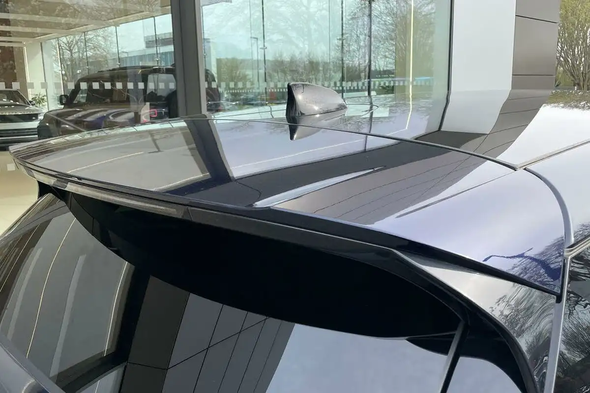 2023-land-rover-range-rover-evoque-15-p300e-r-dynamic-hse-big-20