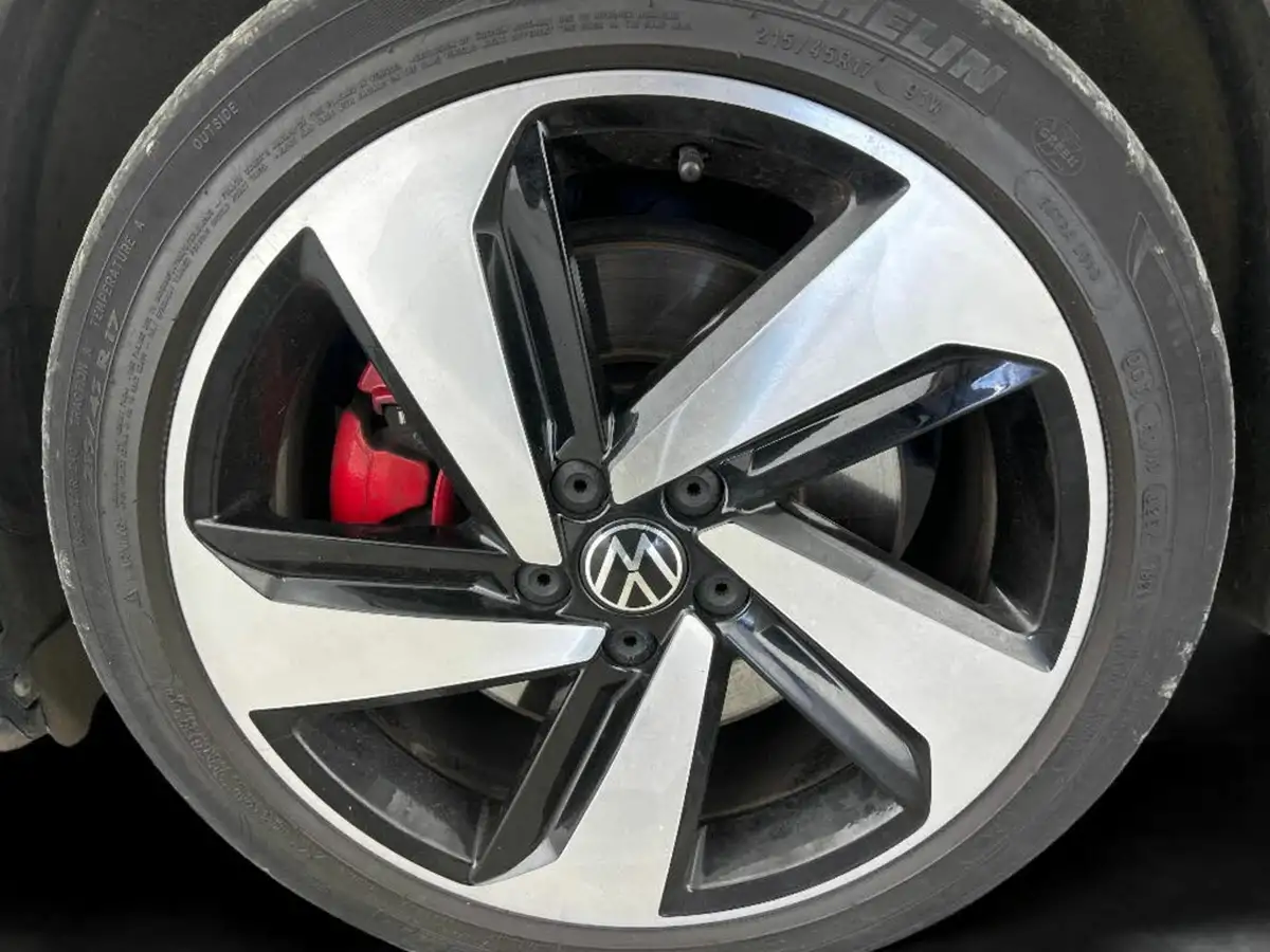 2021-volkswagen-polo-20-tsi-gti-207ps-big-9