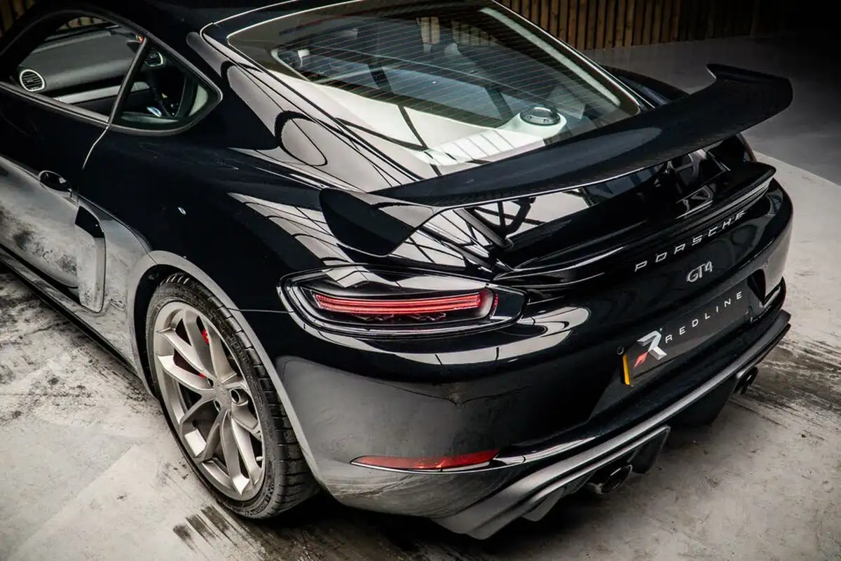 2023-porsche-cayman-718-40-cayman-gt4-big-19