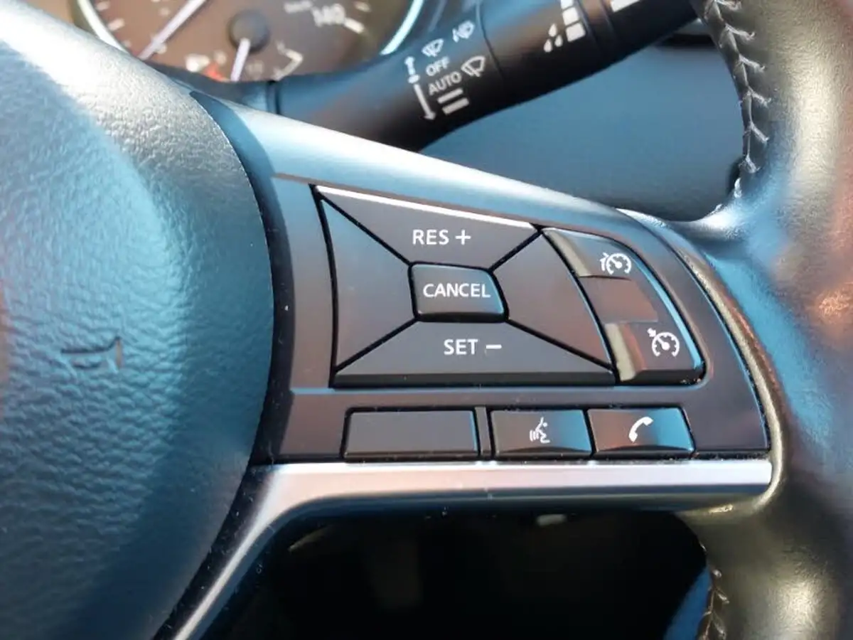 2019-nissan-qashqai-13-dig-t-n-motion-140ps-big-15