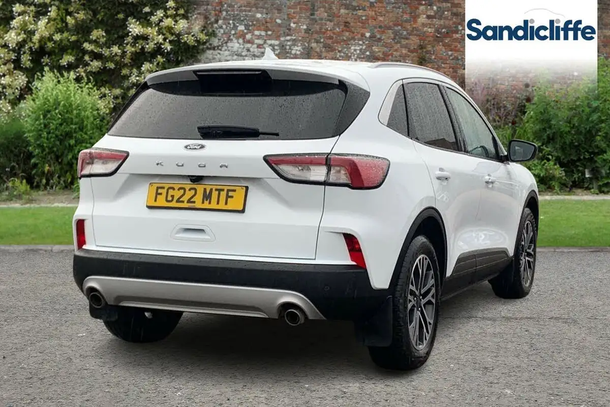 2022-ford-kuga-15t-titanium-edition-big-3