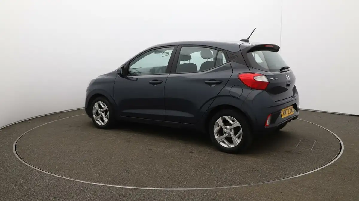2023-hyundai-i10-12-se-connect-big-27