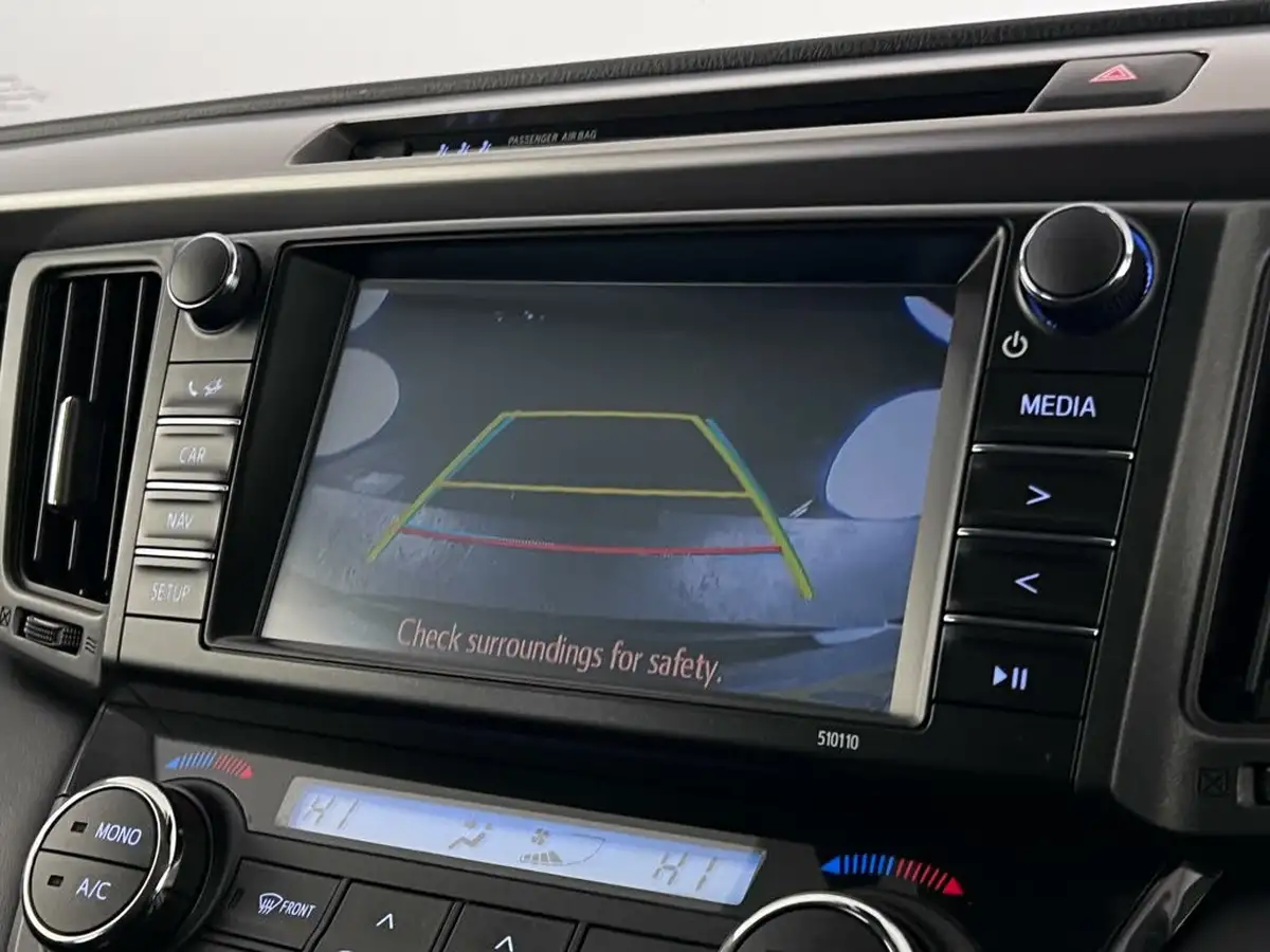 2018-toyota-rav4-25-vvt-i-icon-tech-big-24