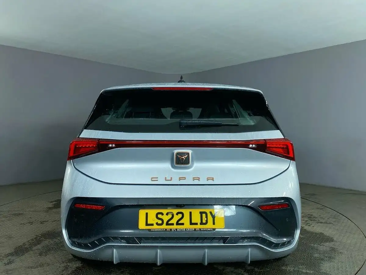2022-cupra-born-e-v1-big-6