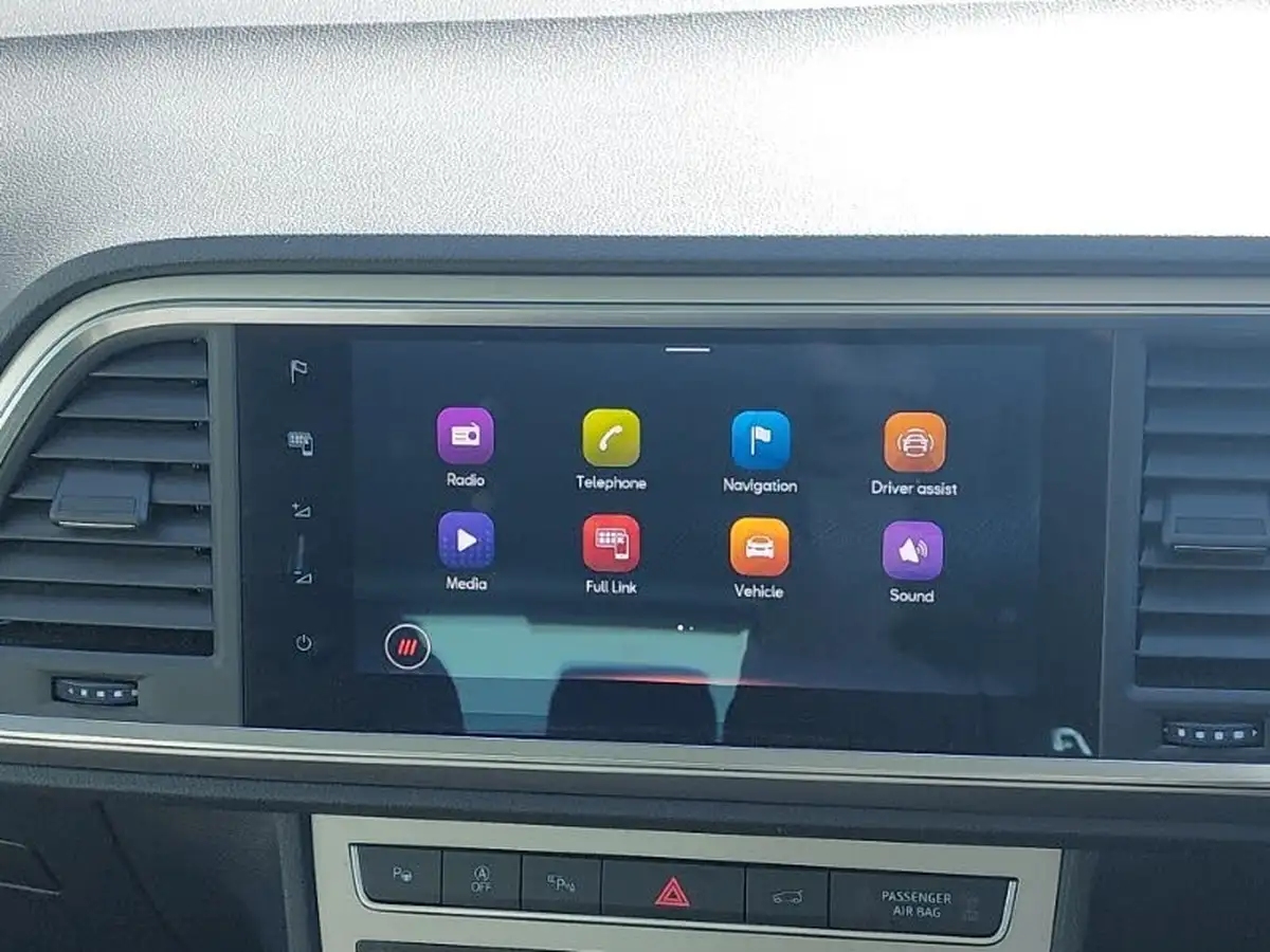 2022-seat-ateca-20tdi-xperience-lux-150ps-st-dsg-4drive-big-14