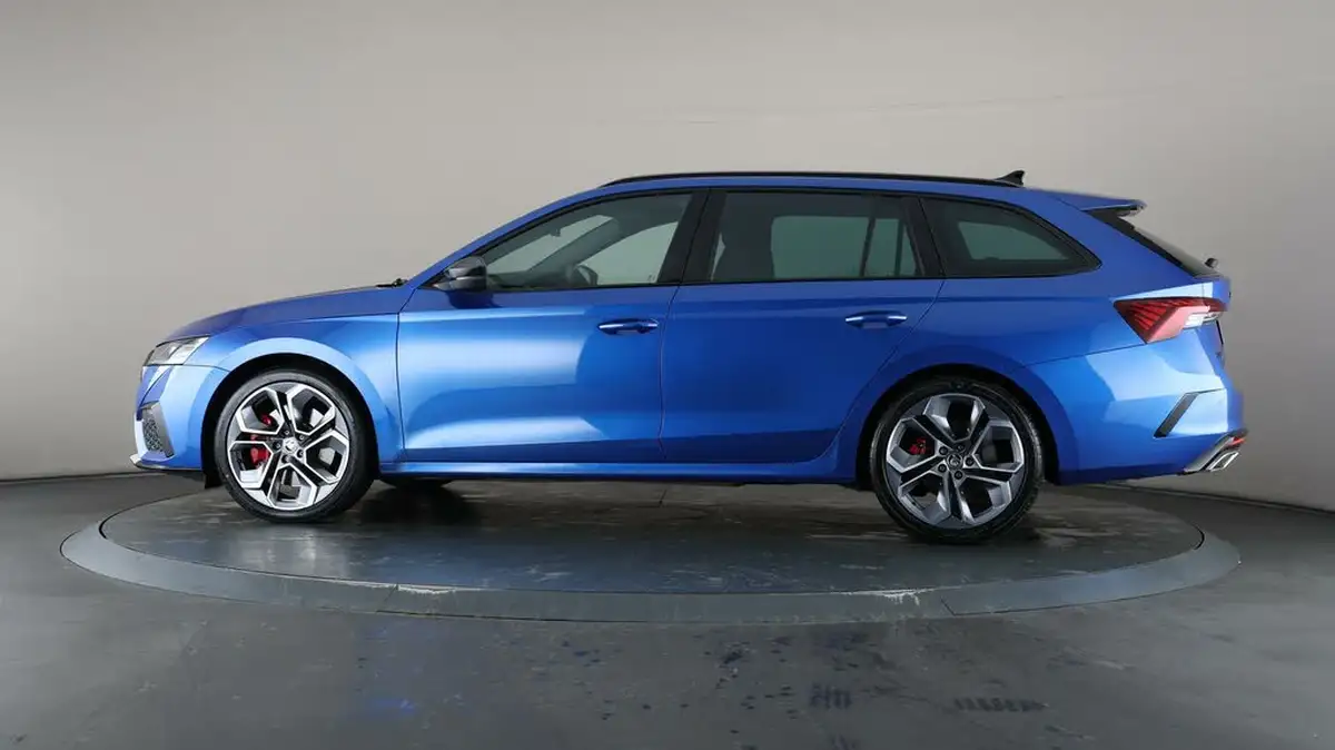 2024-skoda-octavia-20-tsi-vrs-245ps-estate-dsg-big-28