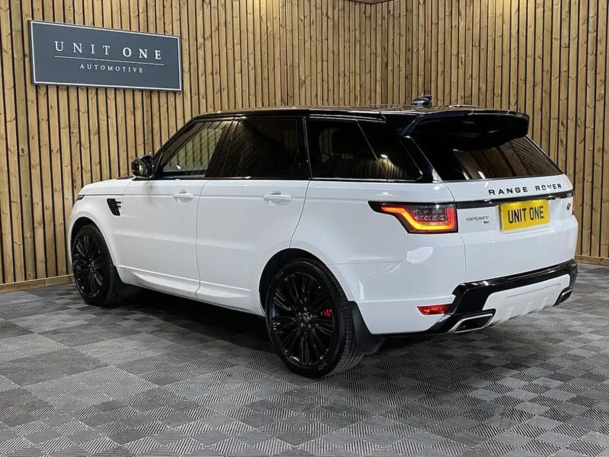 2019-land-rover-range-rover-sport-30-sdv6-hse-big-10