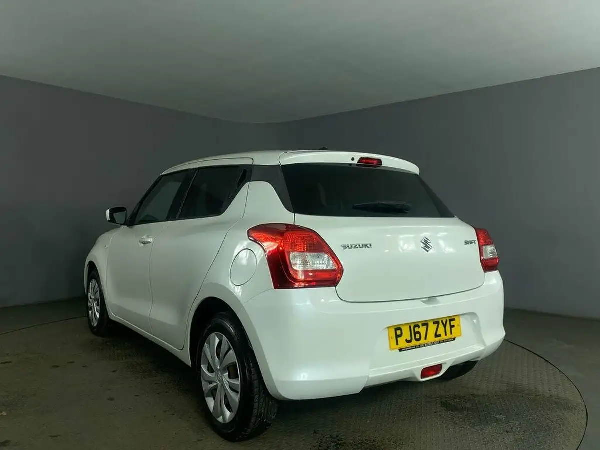 2017-suzuki-swift-12-dualjet-sz3-big-5