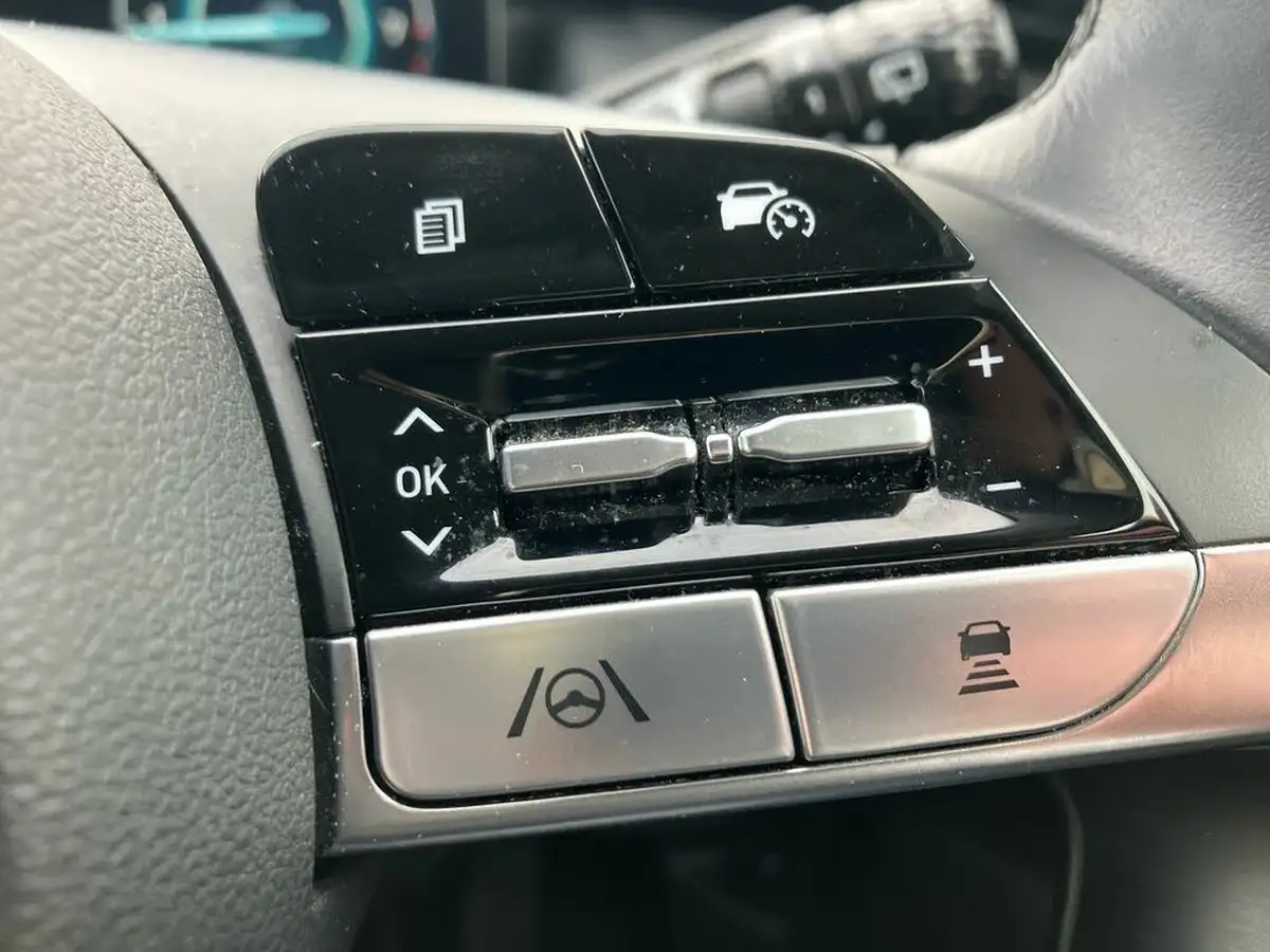 2021-hyundai-tucson-16-t-gdi-premium-150ps-48-volt-mhev-1598cc-big-30