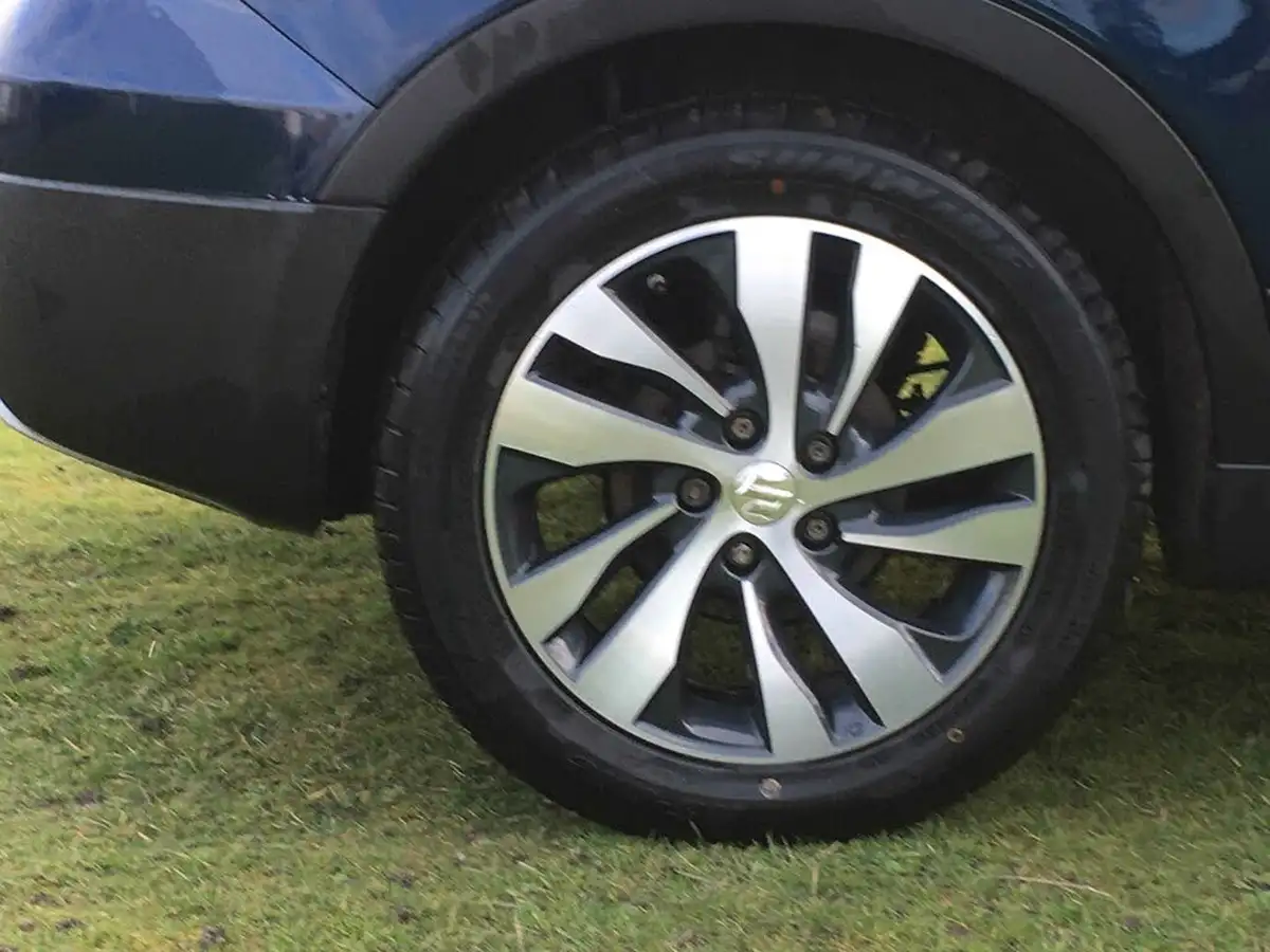 2019-suzuki-s-cross-10-boosterjet-sz-t-111ps-998cc-big-6
