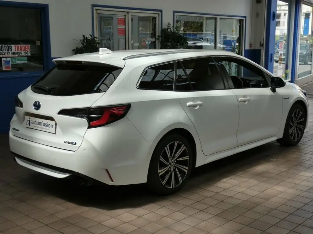 2021-toyota-corolla-20-vvt-i-design-spare-wheel-touring-sports-big-24