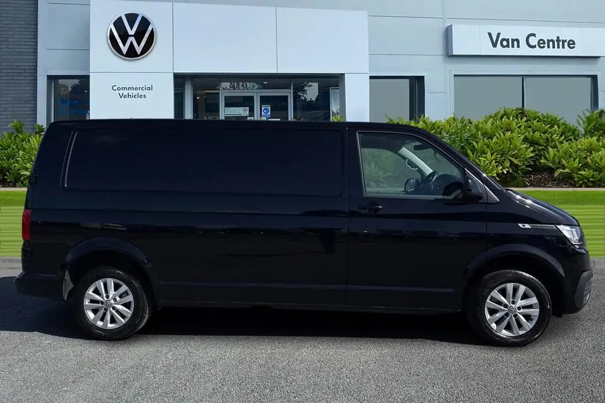 2024-volkswagen-transporter-big-2