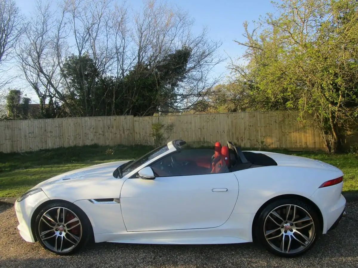 2015-jaguar-f-type-50-r-convertible-awd-big-18