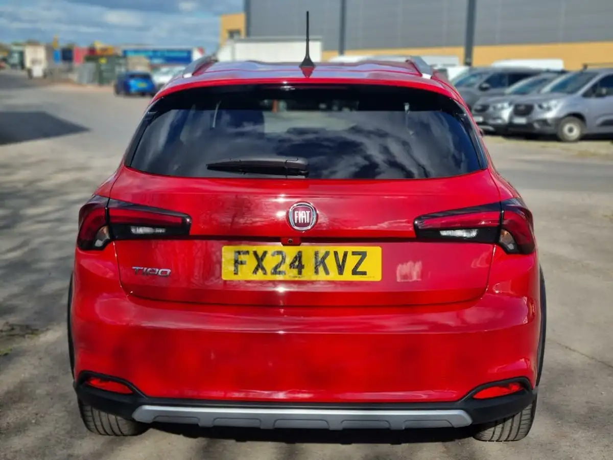 2023-fiat-tipo-10-red-big-6