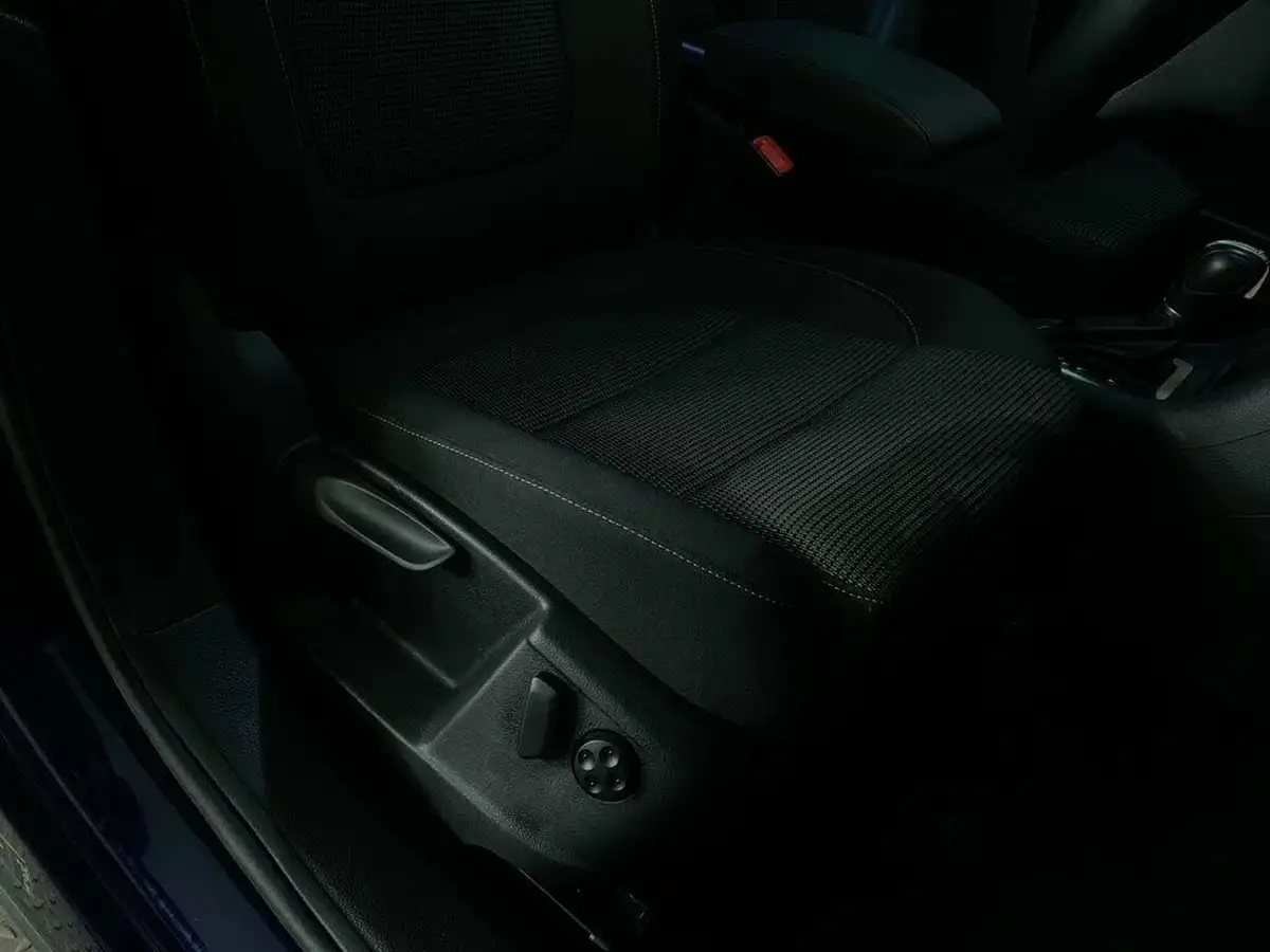 2019-volkswagen-sharan-20tdi-se-nav-150ps-scr-dsg-big-25