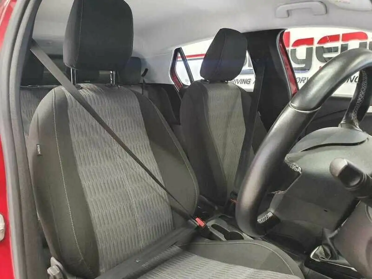 2020-vauxhall-corsa-12i-se-big-13