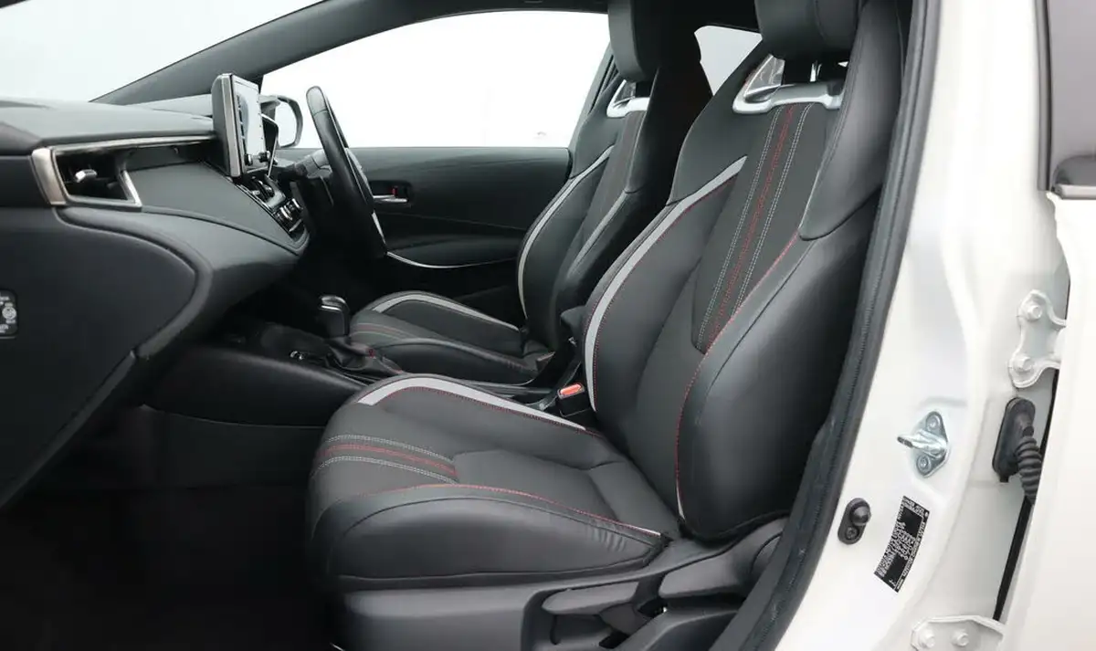 2020-toyota-corolla-20-vvt-i-gr-sport-spare-wheel-hatchback-big-14