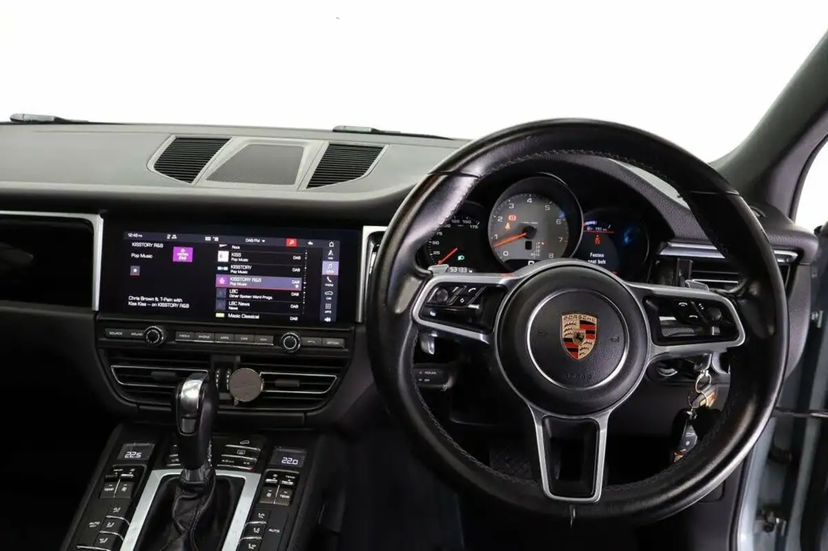 2019-porsche-macan-30-v6-s-big-23