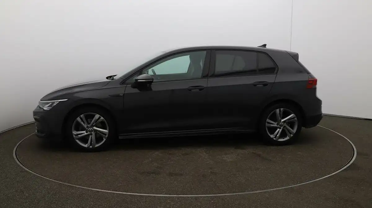 2022-volkswagen-golf-15-tsi-r-line-150ps-hatchback-big-4