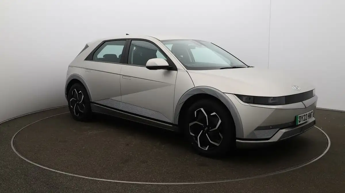 2022-hyundai-ioniq-5-e-premium-217ps-73kwh-rwd-big-35