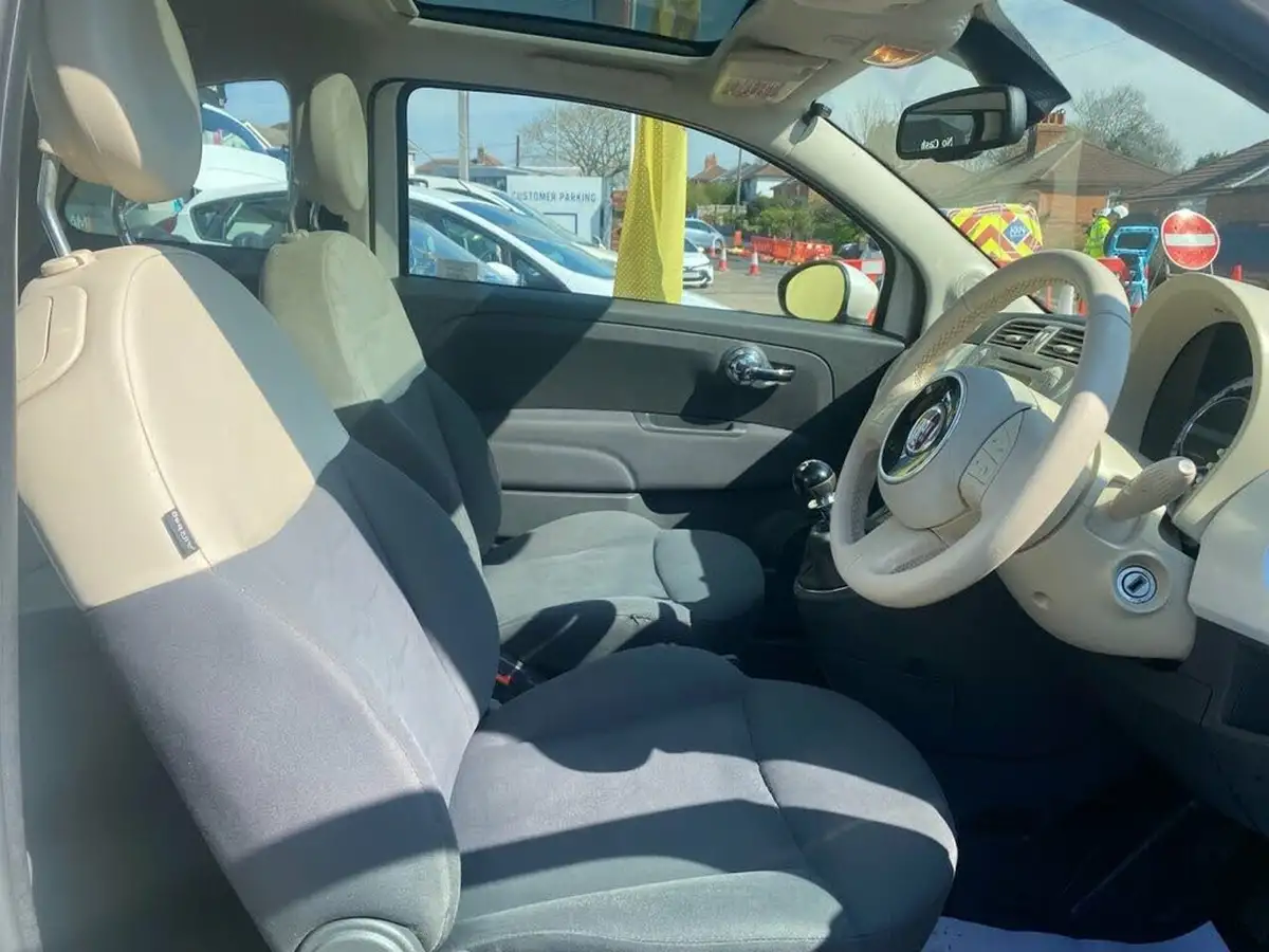2011-fiat-500-12-lounge-big-6