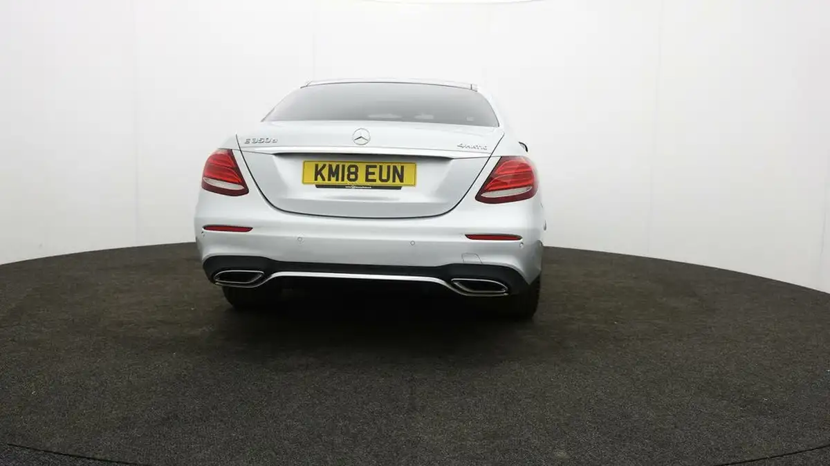 2018-mercedes-benz-e-class-30d-e350d-amg-line-premiumss-saloon-4d-4matic-big-57