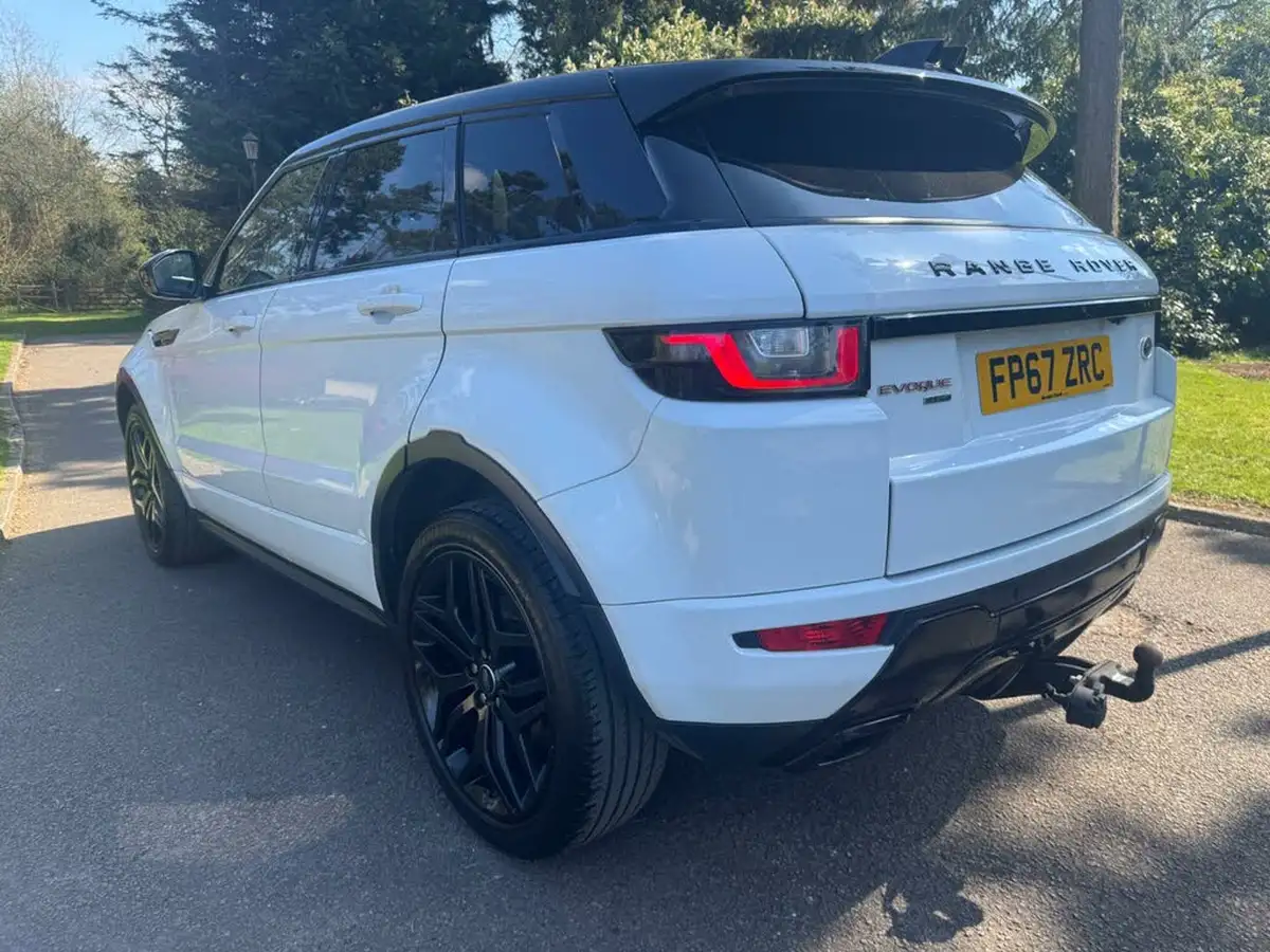 2017-land-rover-range-rover-evoque-20td4-hse-dynamic-ss-hatchback-5d-auto-big-5