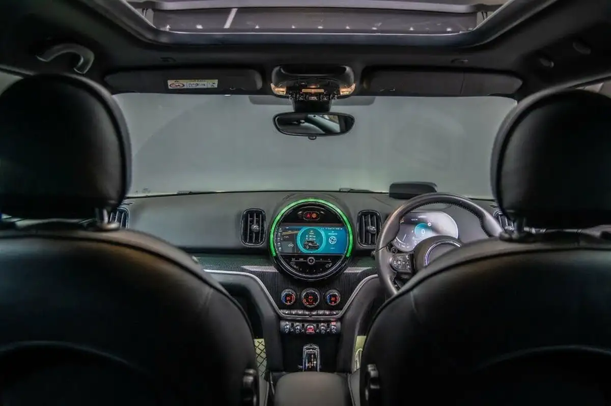 2022-mini-countryman-20-john-cooper-works-premium-big-6