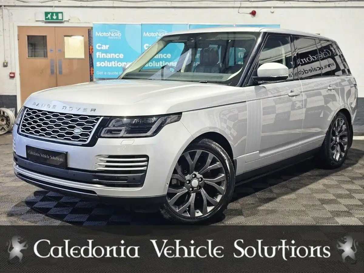 2019-land-rover-range-rover-30-sd-v6-vogue-big-29
