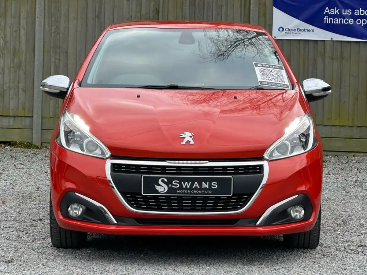 2017-peugeot-208-12-puretech-allure-82bhp-5d-big-6
