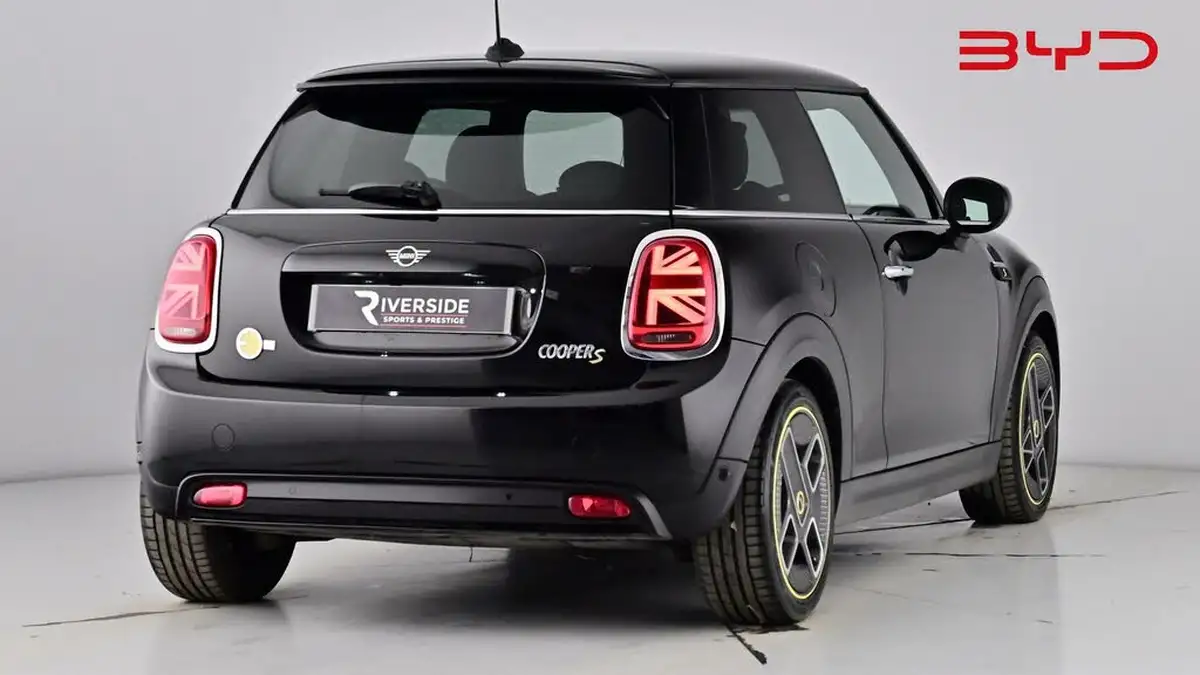 2021-mini-cooper-e-cooper-s-2-big-6
