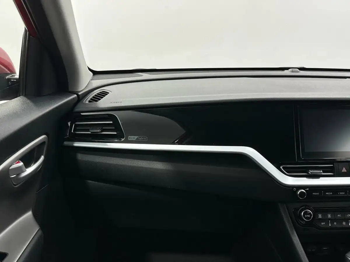 2022-kia-niro-16-gdi-2-139bhp-156kwh-big-27