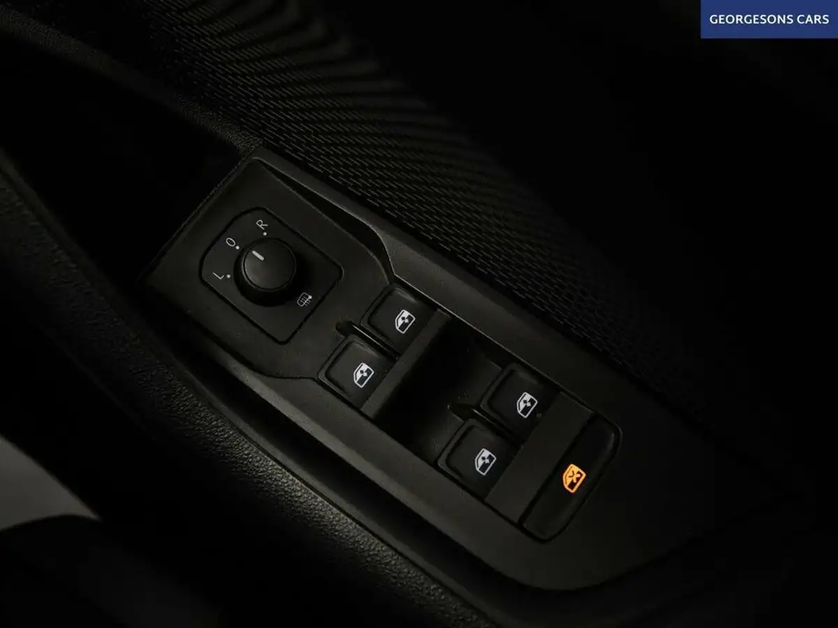 2021-skoda-octavia-14-tsi-se-technology-hatchback-big-30