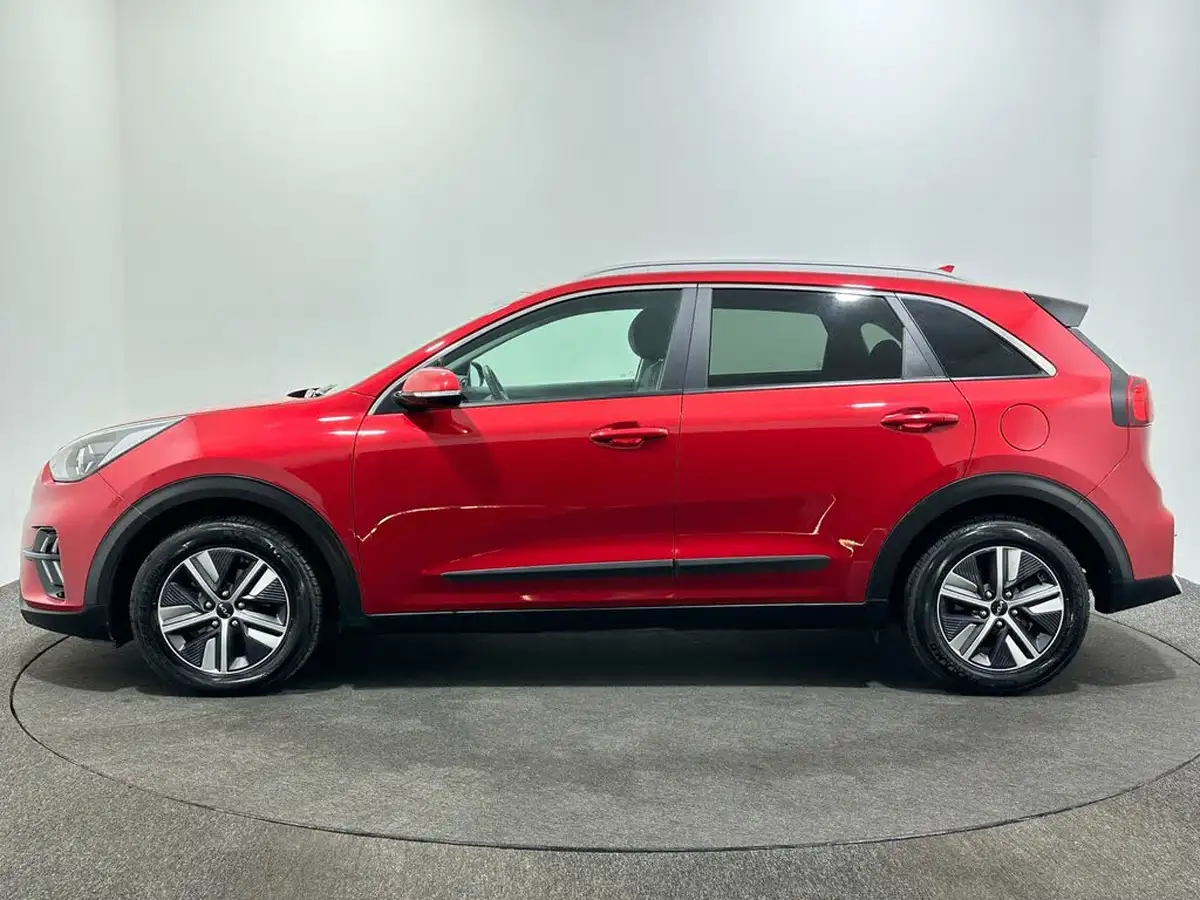 2022-kia-niro-16-gdi-2-139bhp-156kwh-big-3