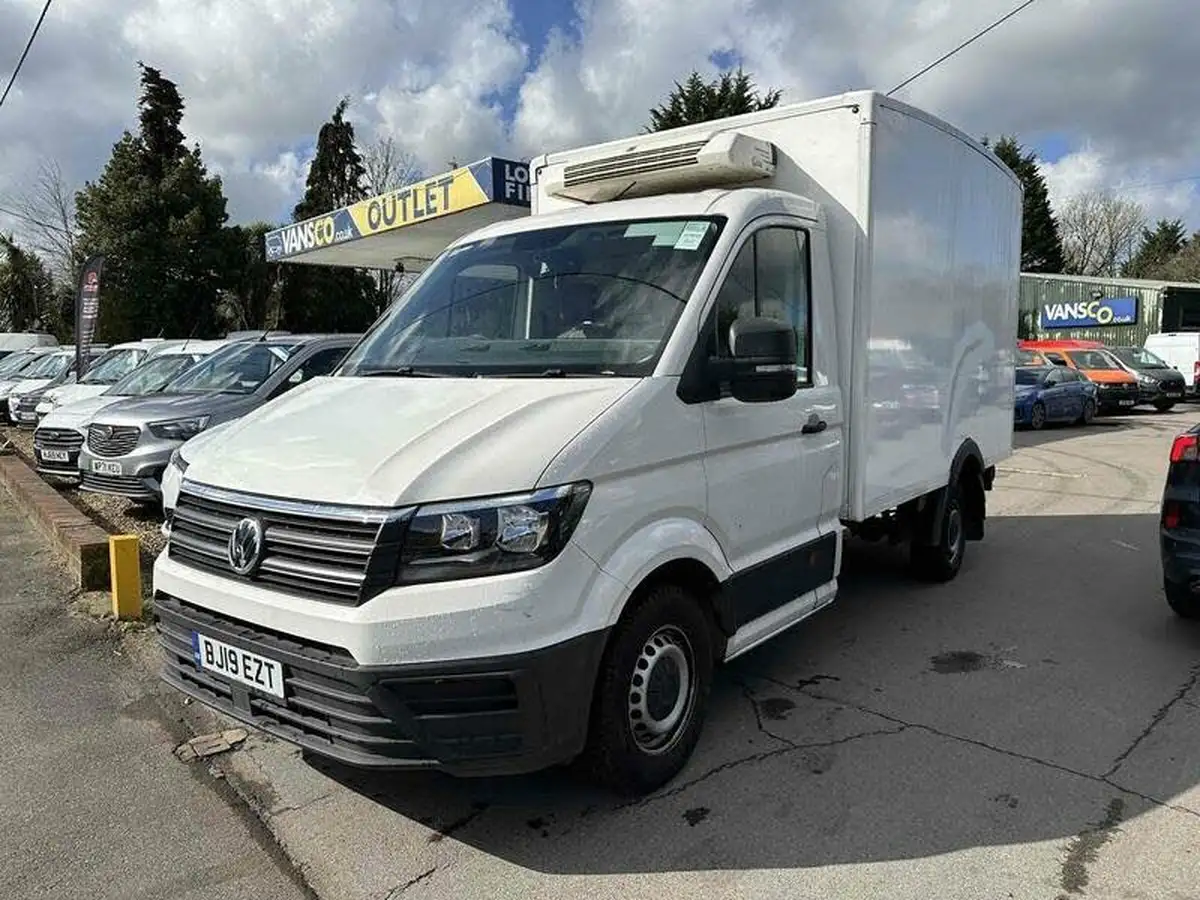 2019-volkswagen-crafter-20tdi-cr35-mwb-140pseu6-startline-chassis-cab-auto-big-5