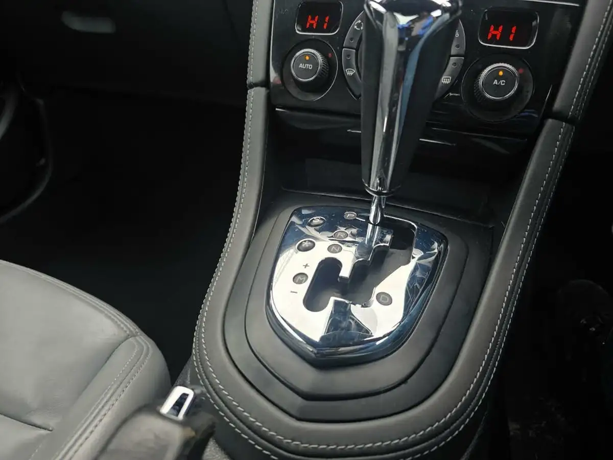 2010-peugeot-rcz-16-gt-156-auto-big-29