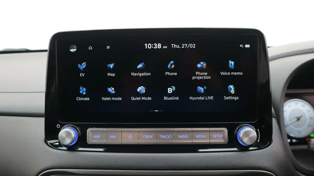 2022-hyundai-kona-e-ultimate-big-11