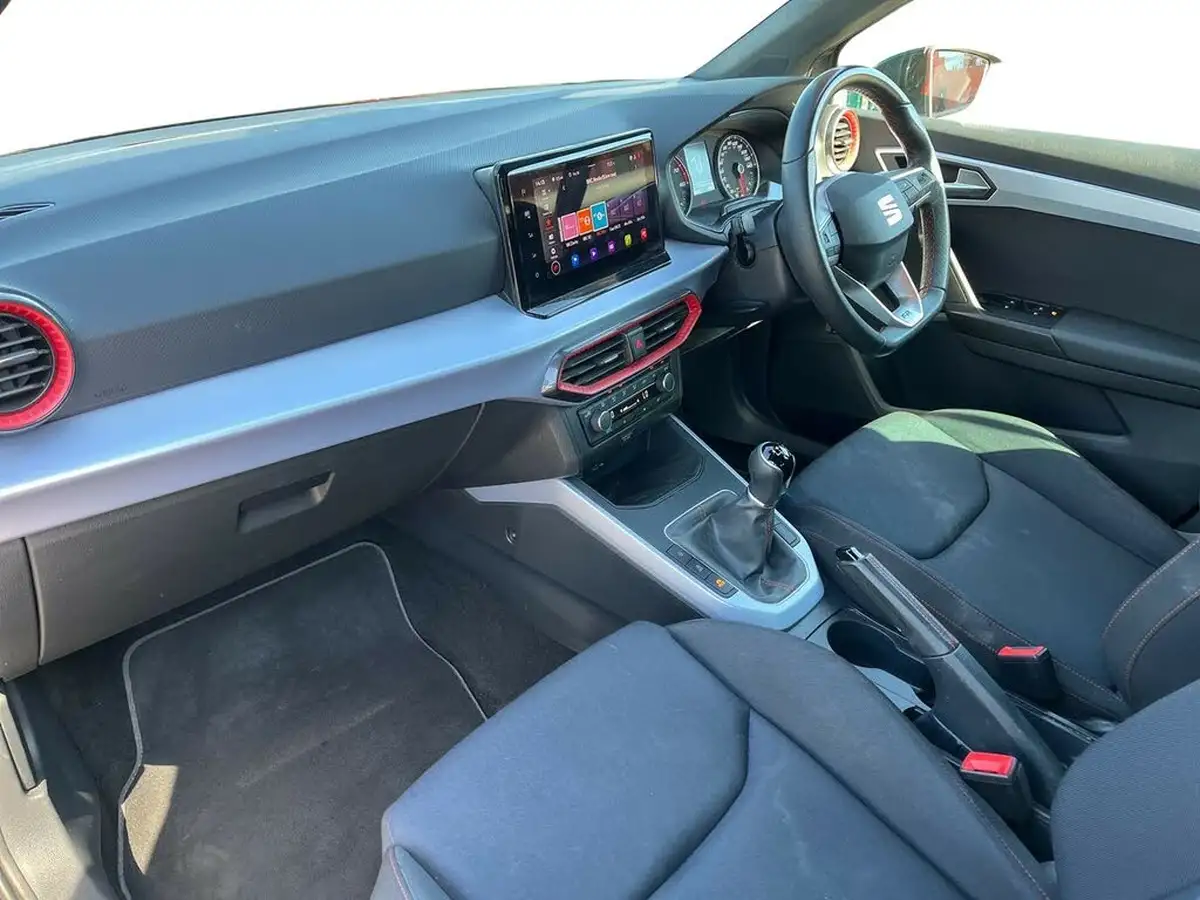 2022-seat-arona-10-tsi-fr-big-6