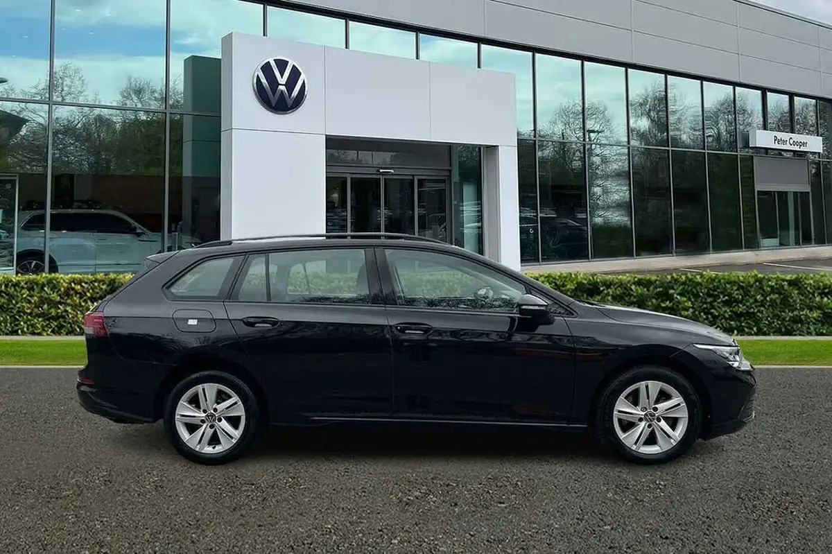 2023-volkswagen-golf-15-etsi-life-130ps-estate-big-3