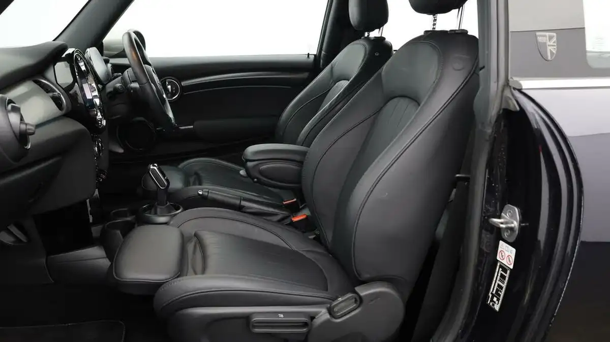 2023-mini-cooper-15-cooper-exclusive-premium-auto-hatchback-3d-auto-big-13