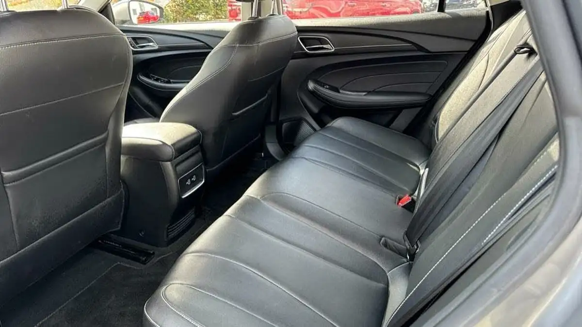 2022-mg-mg5-e-exclusive-ev-long-range-big-9