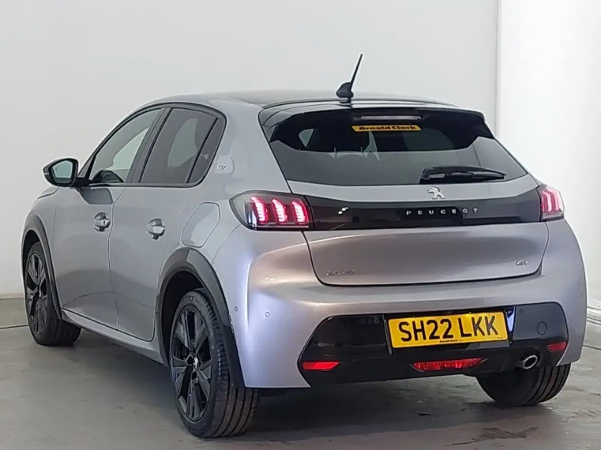 2022-peugeot-208-12-puretech-gt-100bhp-big-1