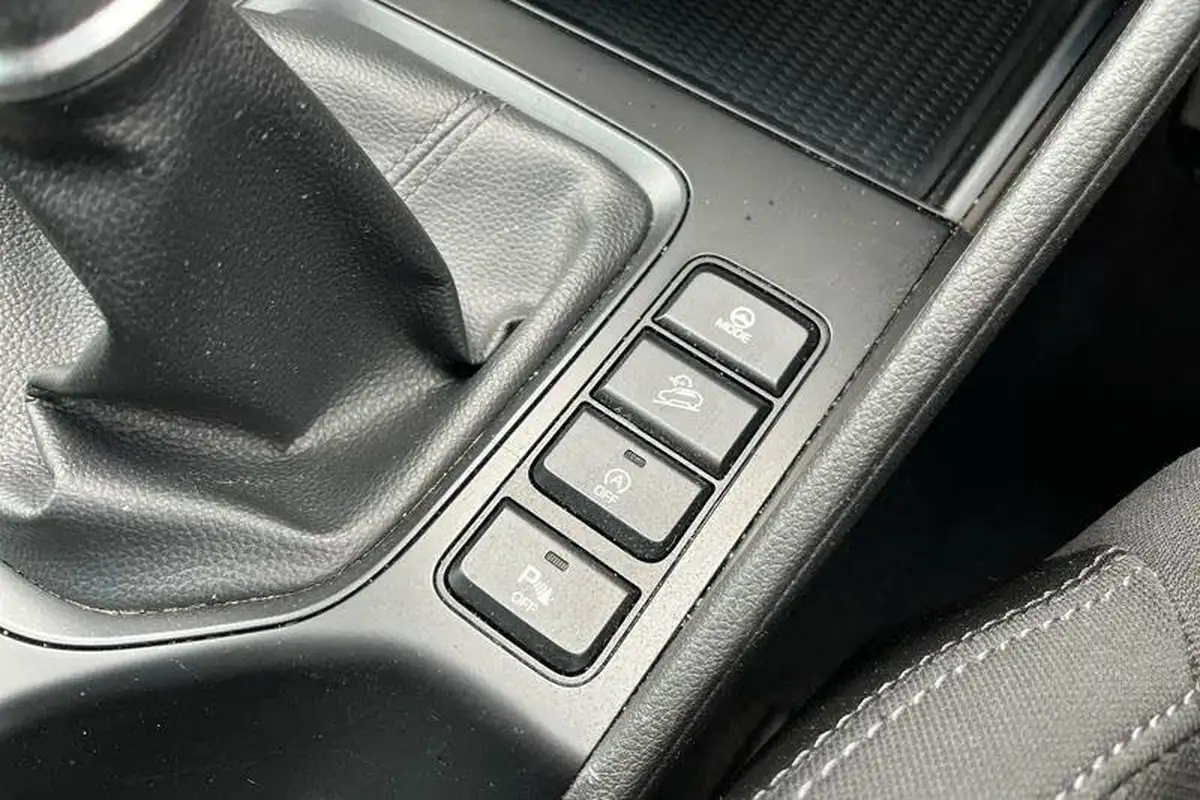 2019-hyundai-tucson-16-gdi-se-nav-big-37
