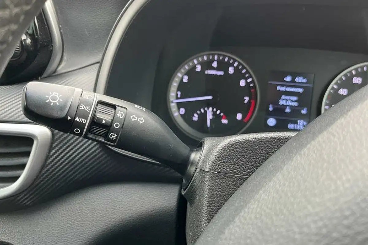2019-hyundai-tucson-16-gdi-se-nav-big-13